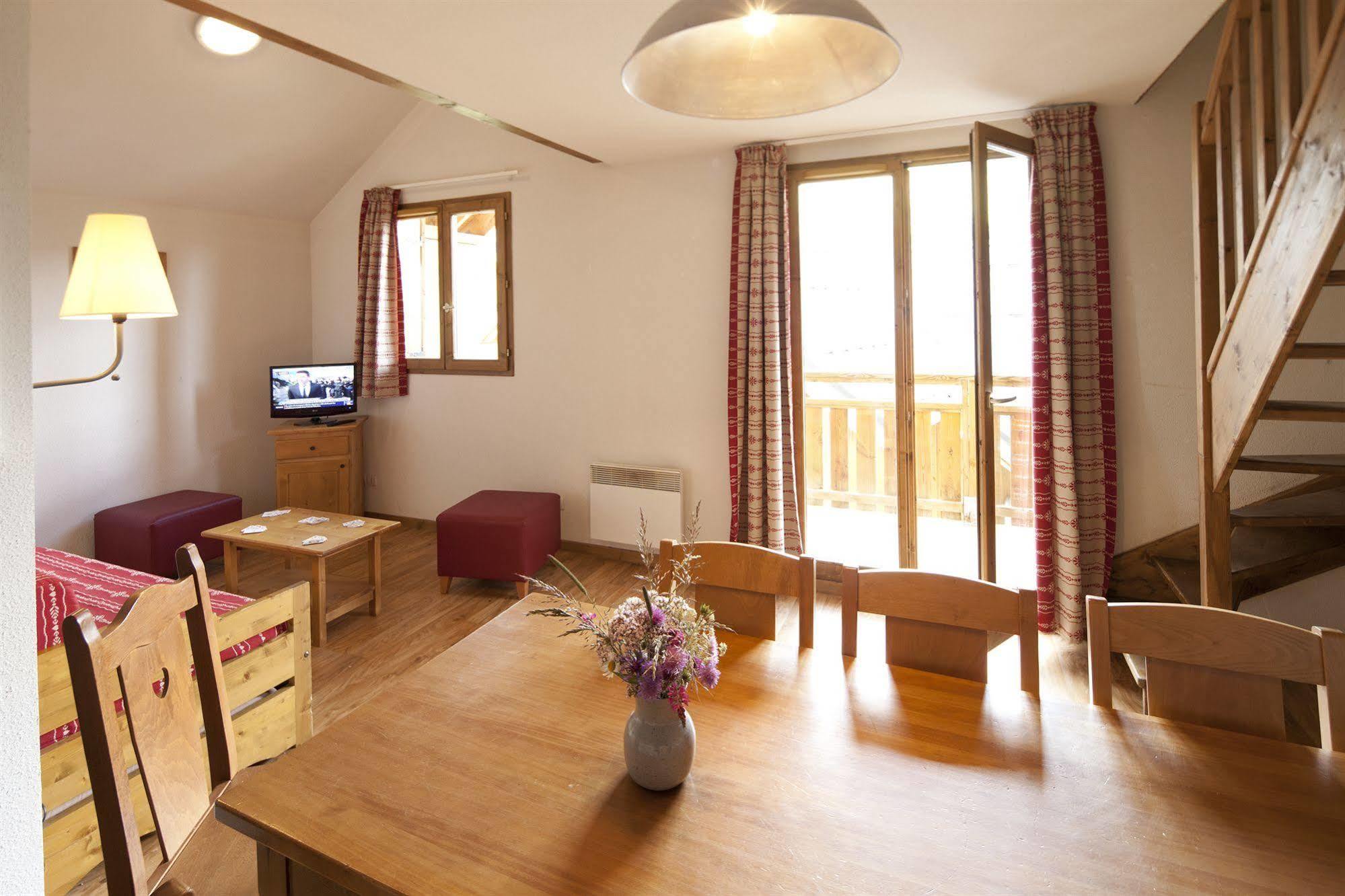 Vvf Residence Albiez-Montrond Maurienne المظهر الخارجي الصورة